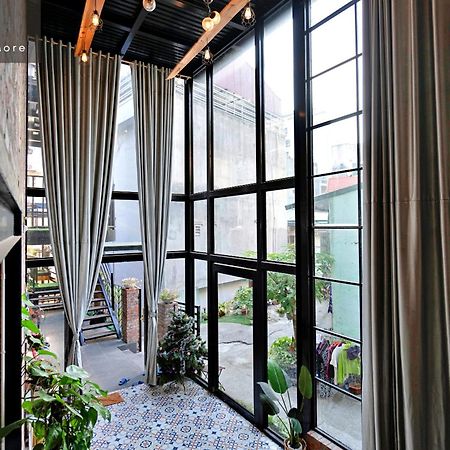 Private Room In Halong City Center - Hanz Almor1 Ha Long Eksteriør bilde